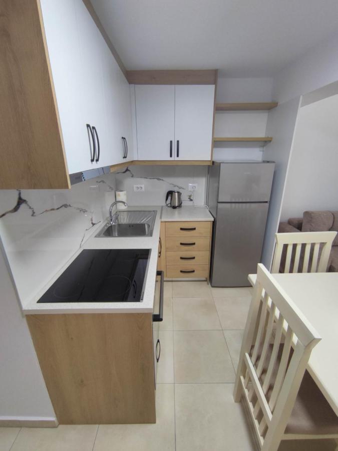 Rose Apartment ساراندا المظهر الخارجي الصورة